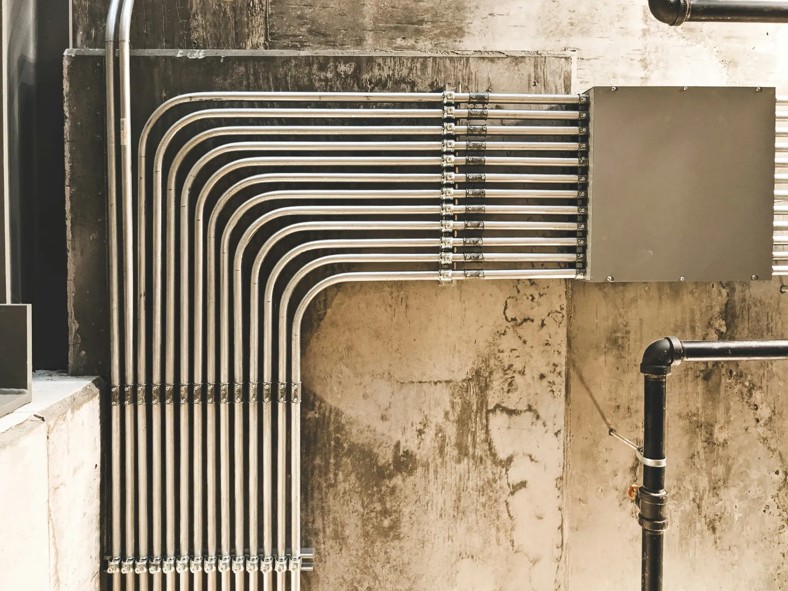 Instant water heaters vs. traditional heaters: Which is better for your home?
